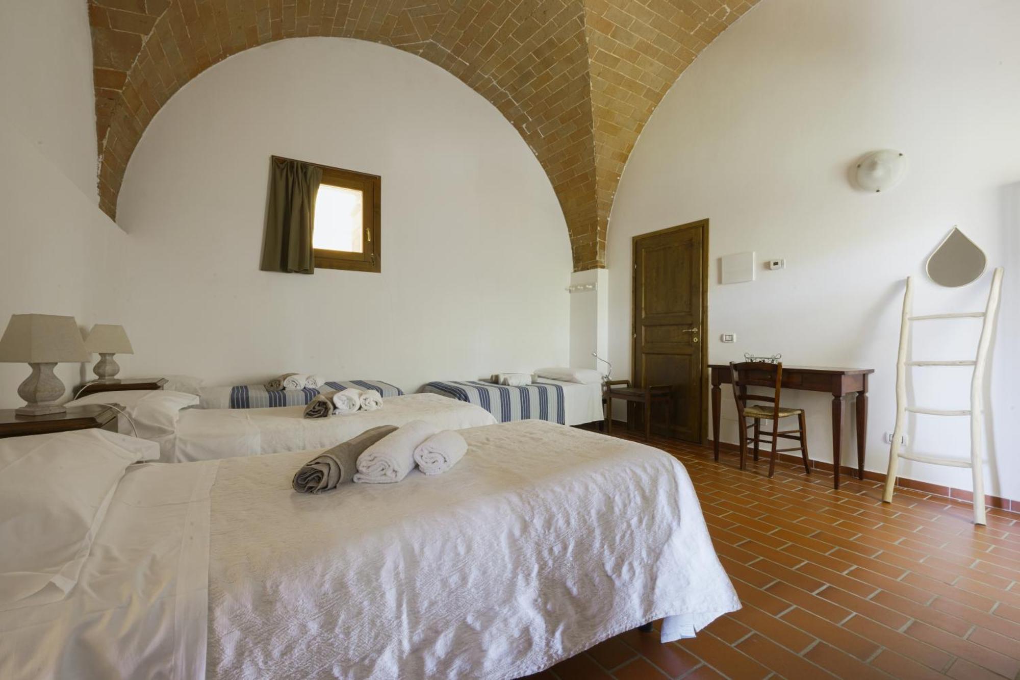 Agriturismo La Ca'Solare Palaia Esterno foto