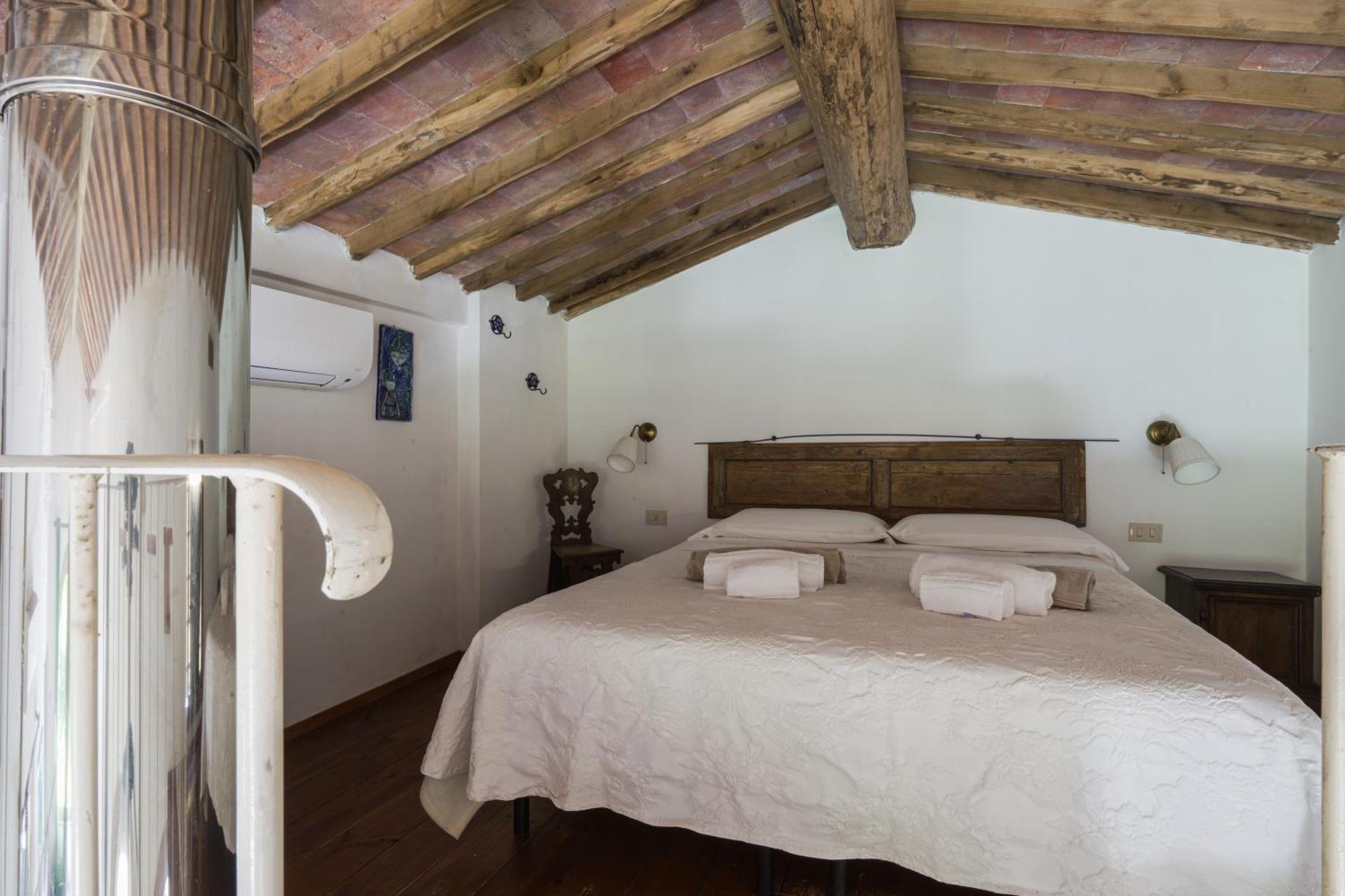 Agriturismo La Ca'Solare Palaia Esterno foto