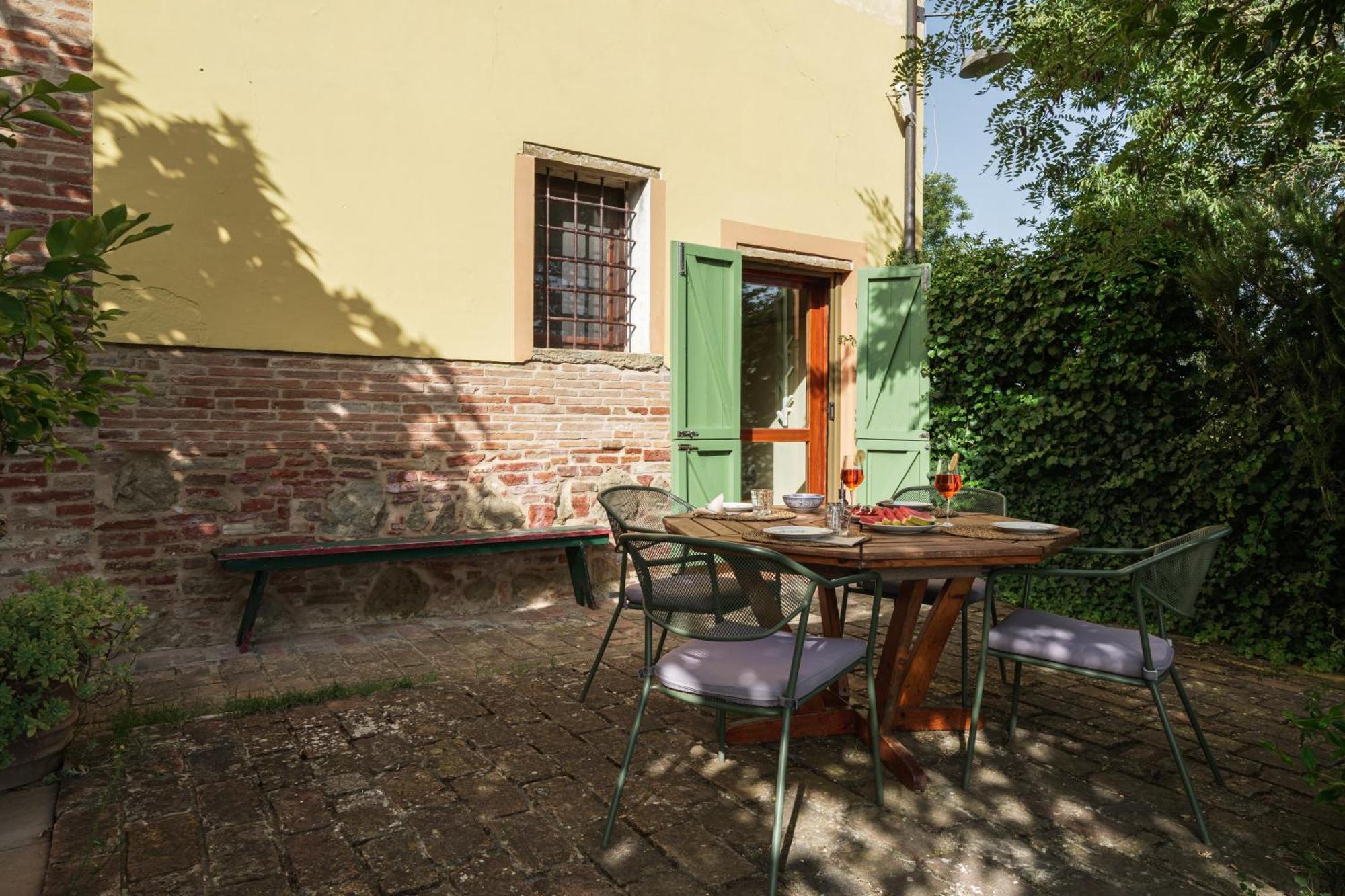 Agriturismo La Ca'Solare Palaia Esterno foto